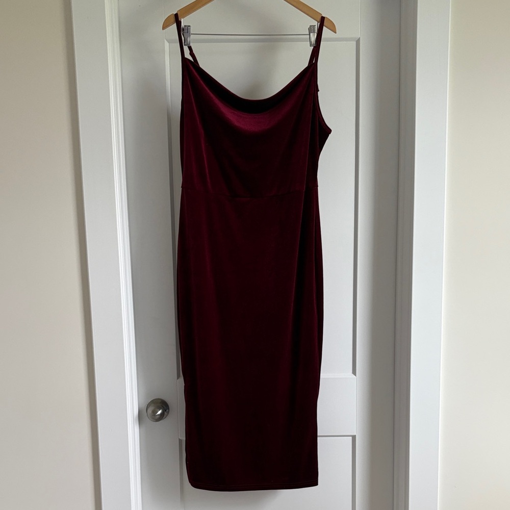 SHEIN Women’s Elegant Holiday Burgundy Velvet Slip Dress